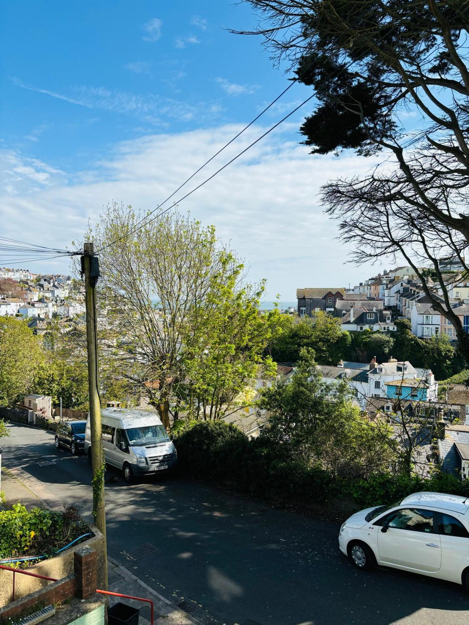 Captain'S Nook, Luxurious Victorian Apartment With Four Poster Bed And Private Parking Only 8 Minutes Walk To The Historic Harbour Brixham Exterior photo